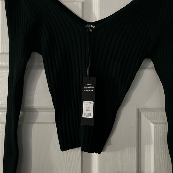 Fashion Nova tight fitting ribbed v neck Top, Emerald Green size L, new, tags - Picture 5 of 5